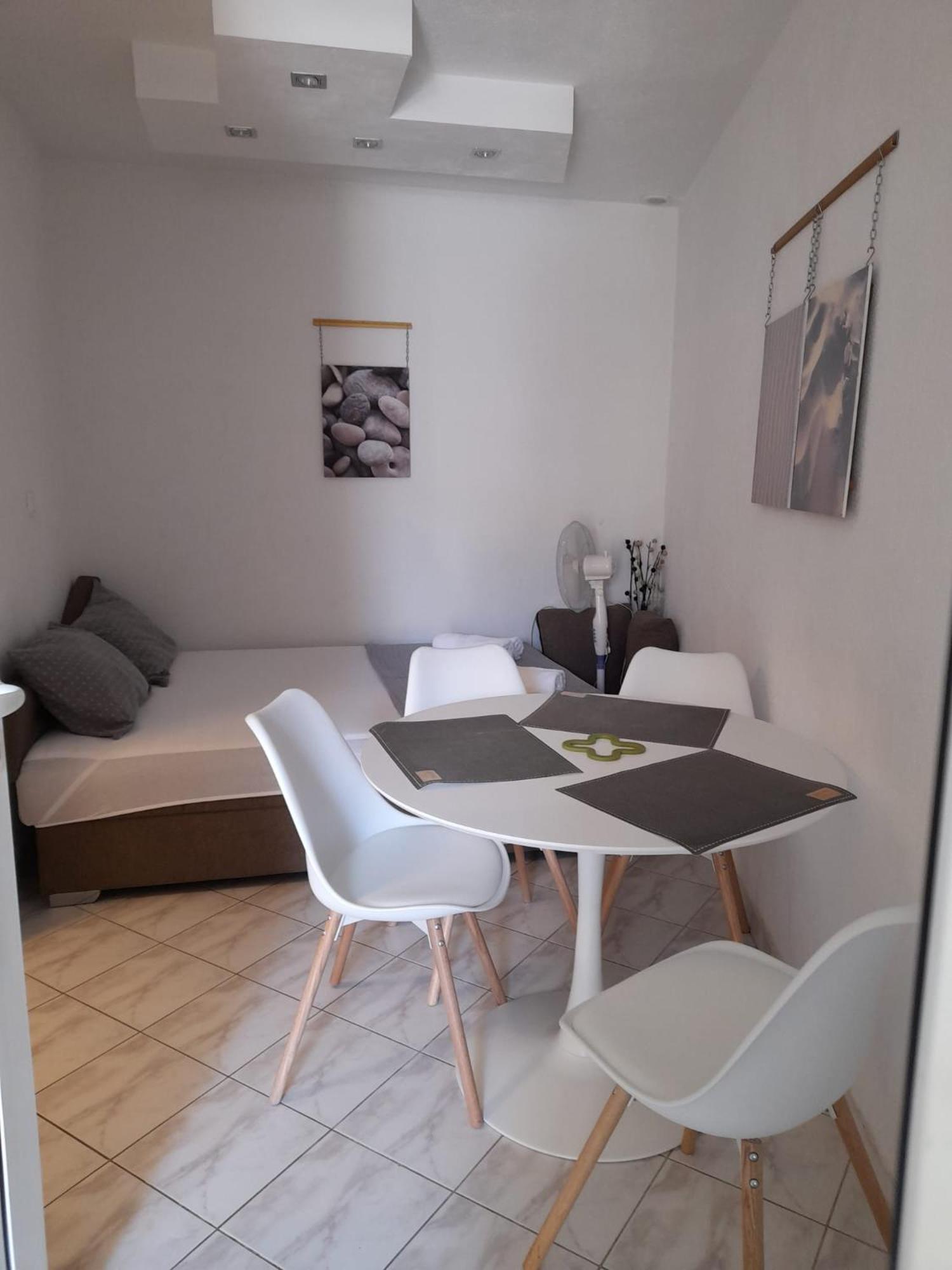 Apartments Malou 바스카보다 객실 사진